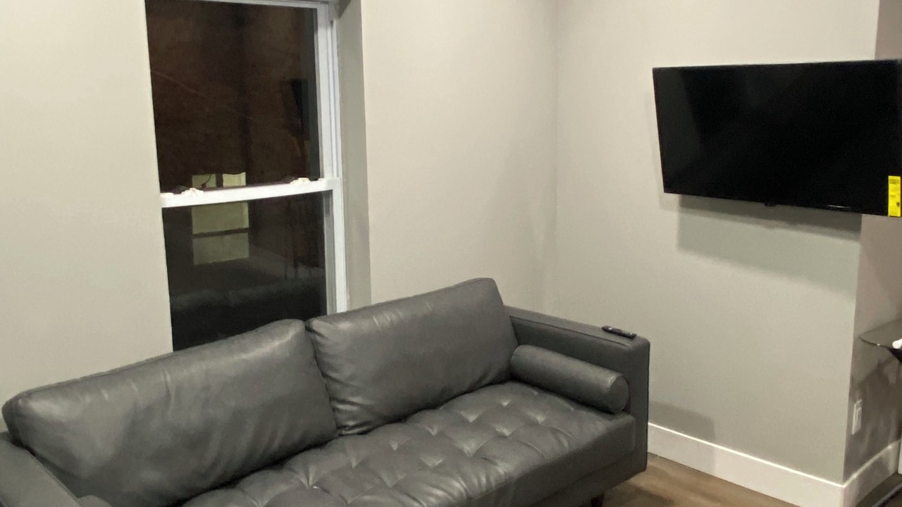 Photo of Livingroom in West Philadelphia