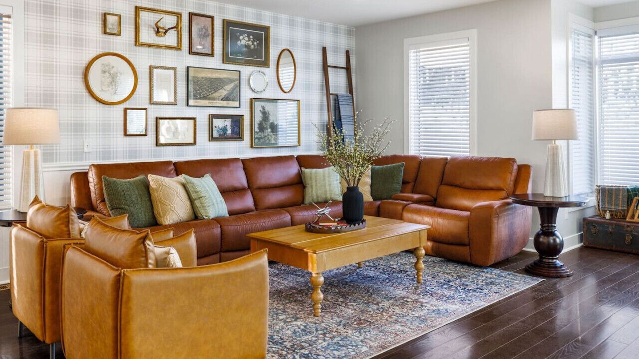 Photo of Livingroom in Lower Lawrenceville