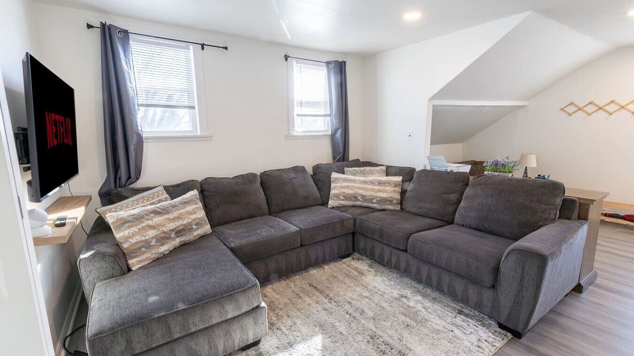 Photo of Livingroom in Bellefonte