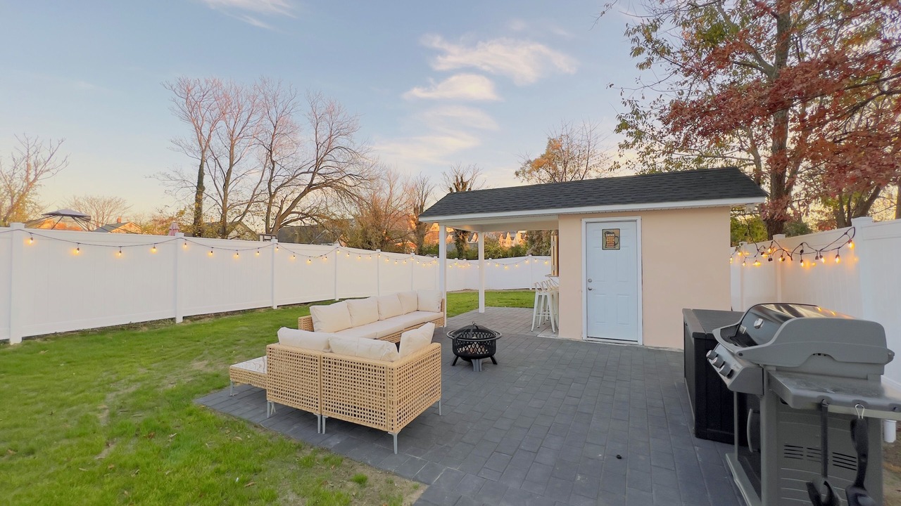 Photo of Patio Balcony in Long Branch