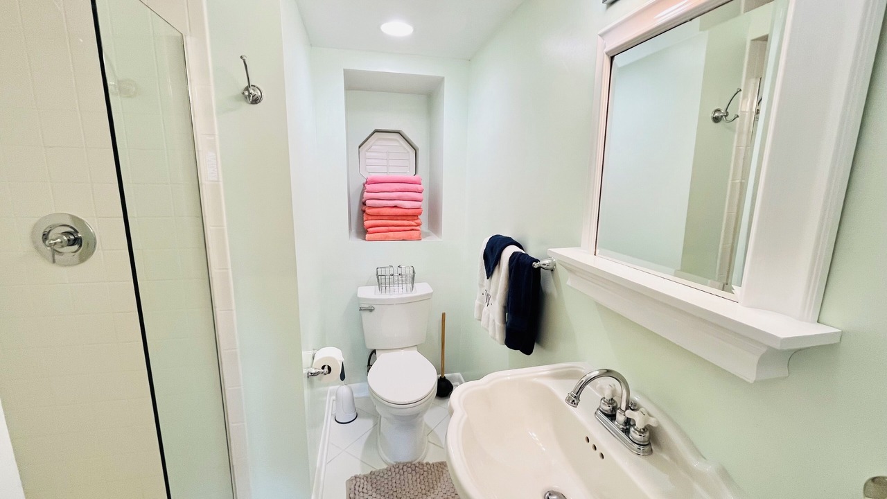 Photo of Bathroom in North Shores