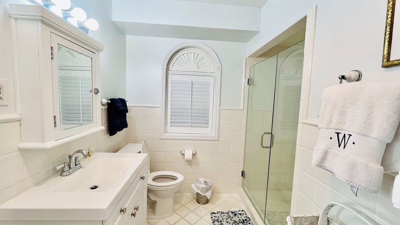 Photo of Bathroom in North Shores