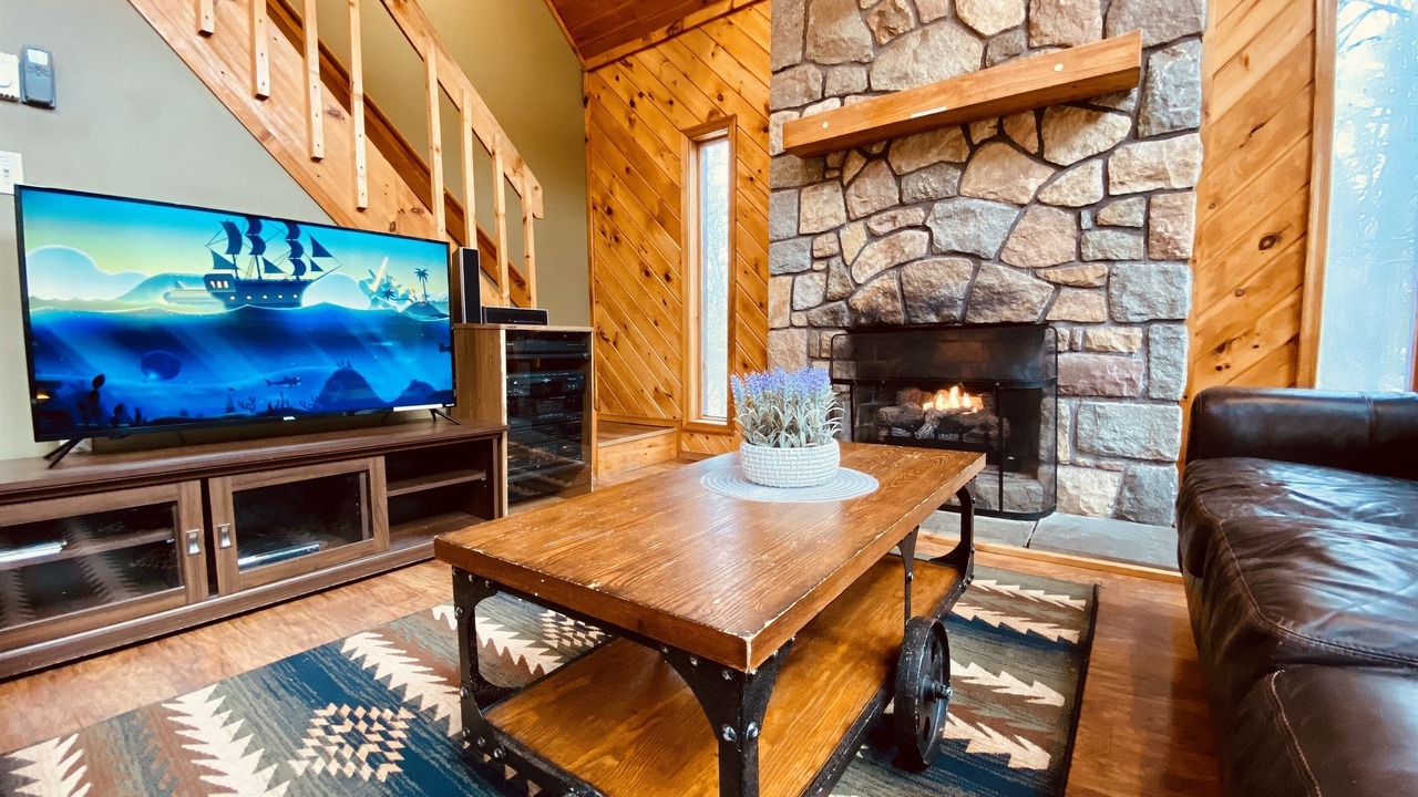 Photo of Livingroom in Lake Harmony Estates