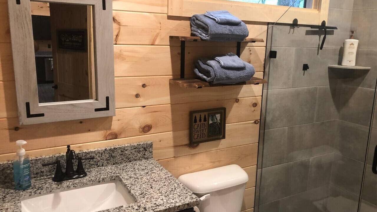 Photo of Bathroom in Campton