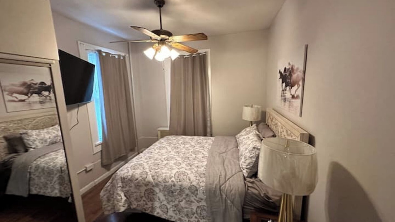 Photo of Bedroom in West New York