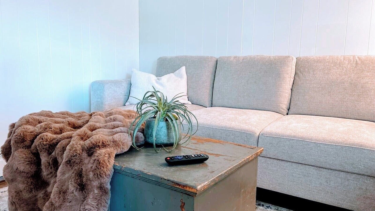 Photo of Livingroom in West Milton