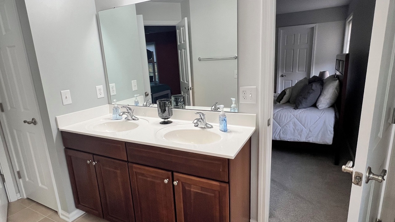 Photo of Bathroom in Maxwell