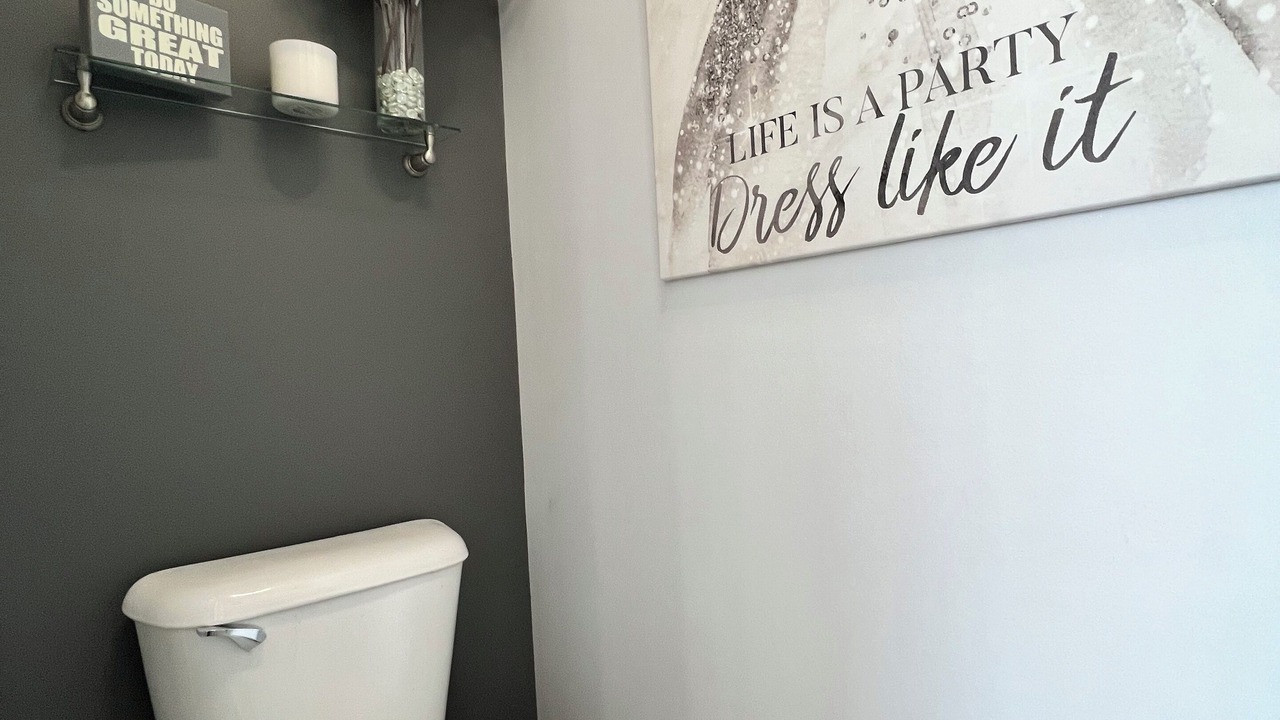 Photo of Bathroom in Maxwell