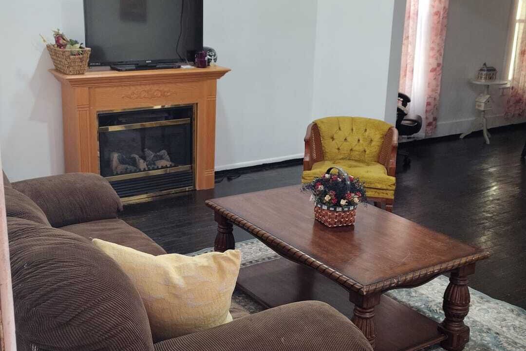 Photo of Livingroom in Steubenville