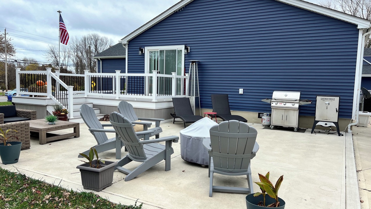 Photo of Outdoor in Huron