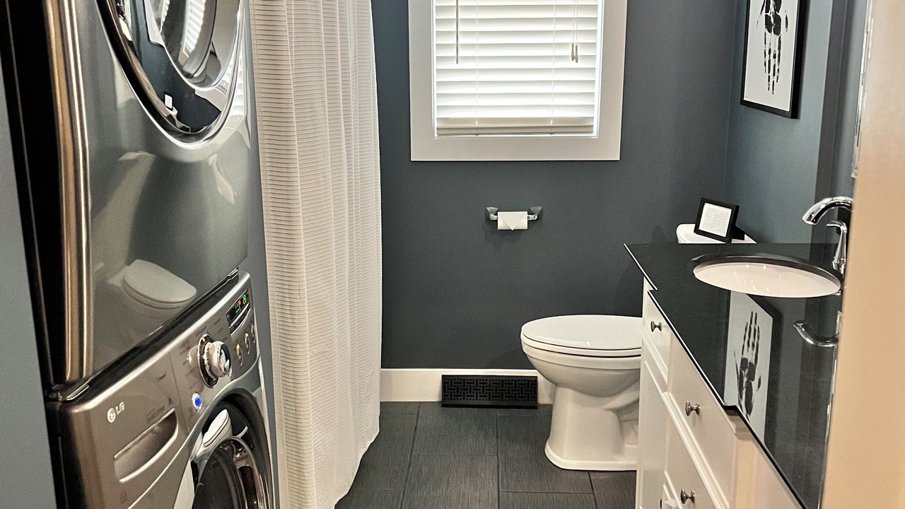 Photo of Bathroom in Huron