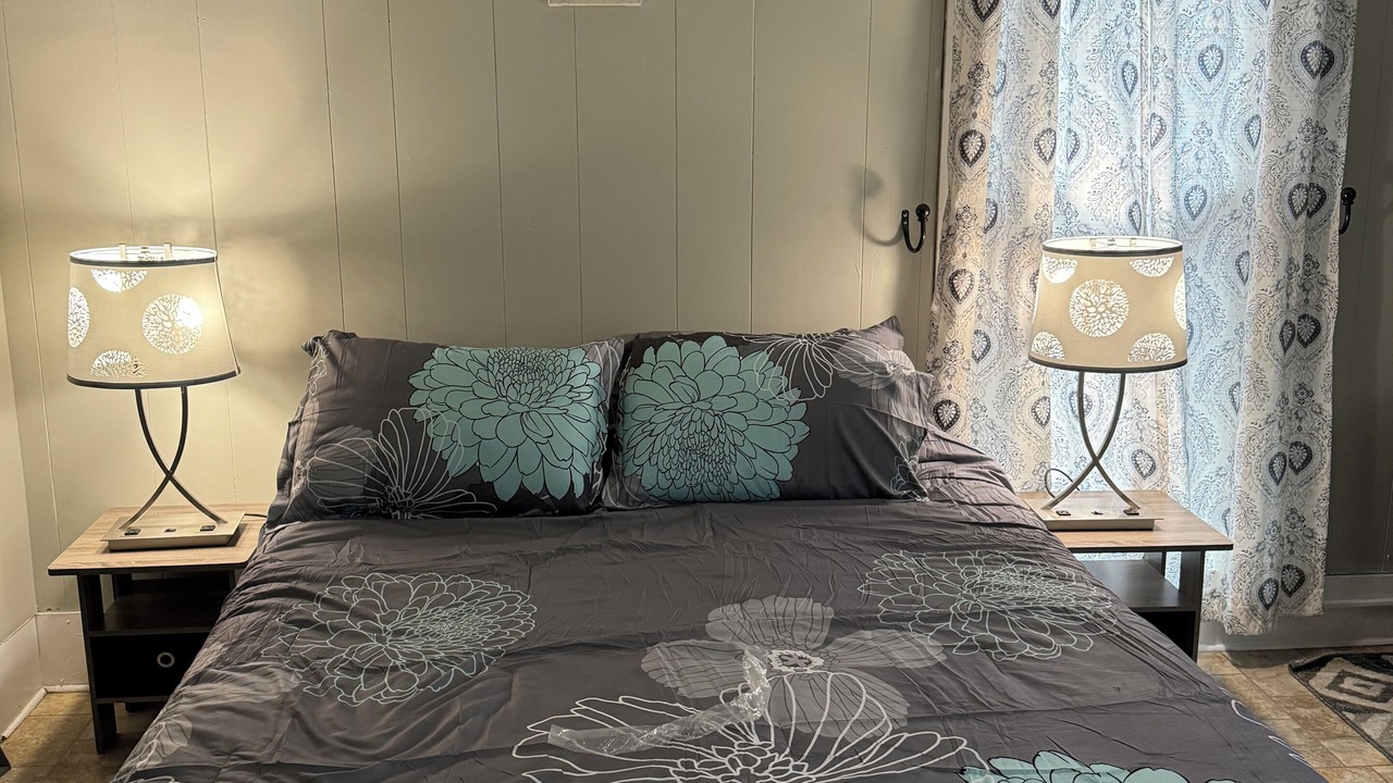 Photo of Bedroom in Arnot