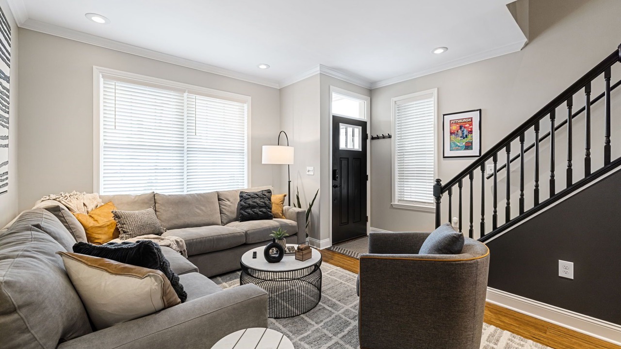 Photo of Livingroom in Mount Washington