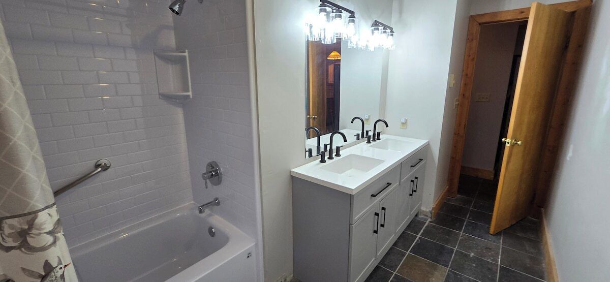 Photo of Bathroom in Paradise Point