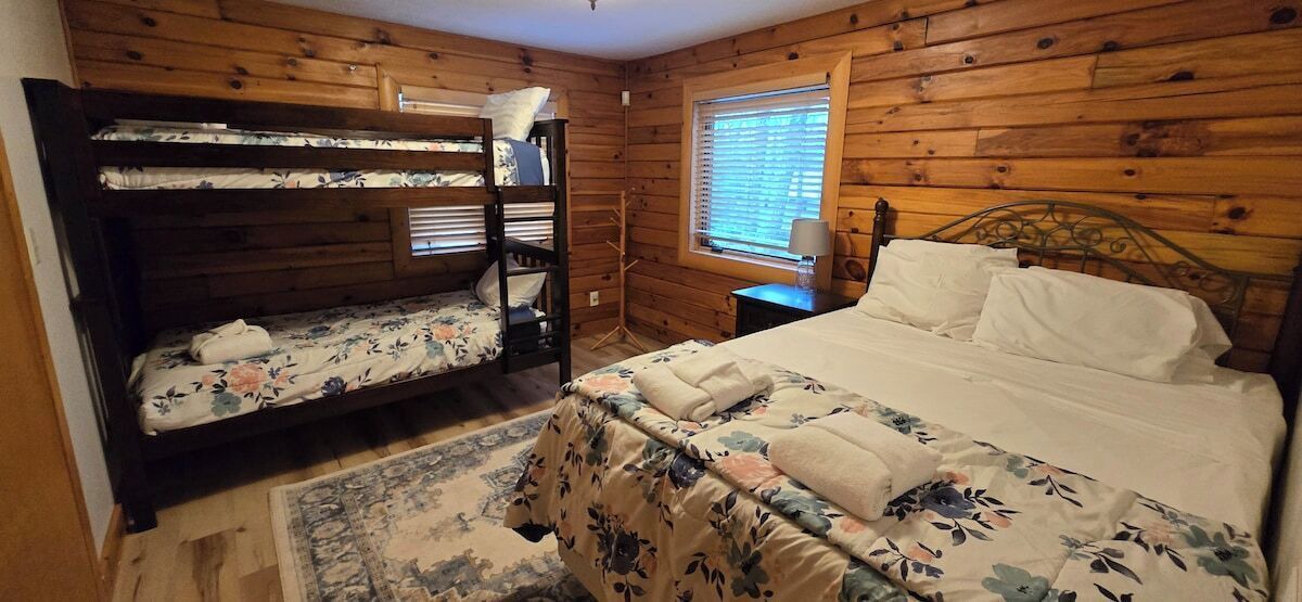 Photo of Bedroom in Paradise Point