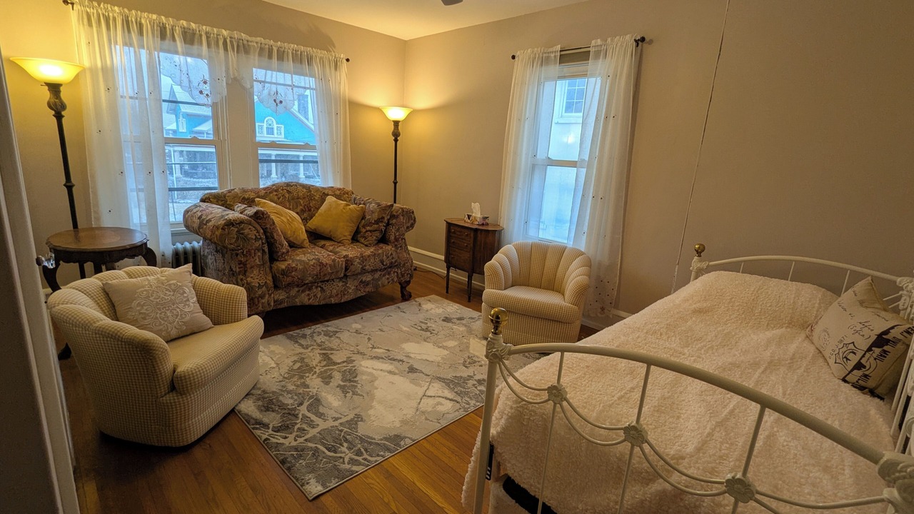 Photo of Bedroom in Bally