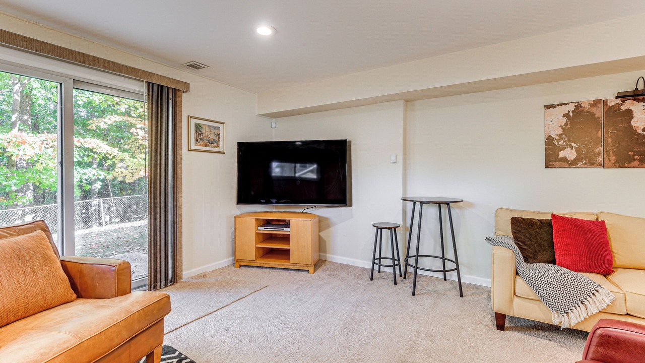 Photo of Livingroom in Silver Spring
