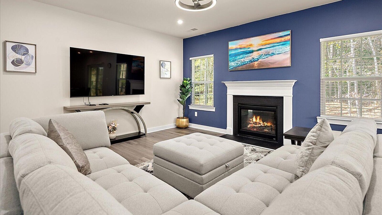 Photo of Livingroom in Bayside