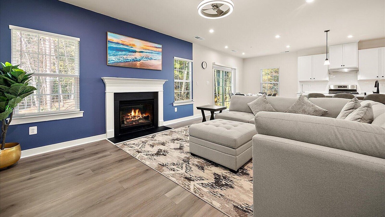 Photo of Livingroom in Bayside