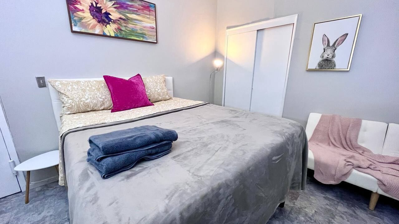Photo of Bedroom in Sutton Place