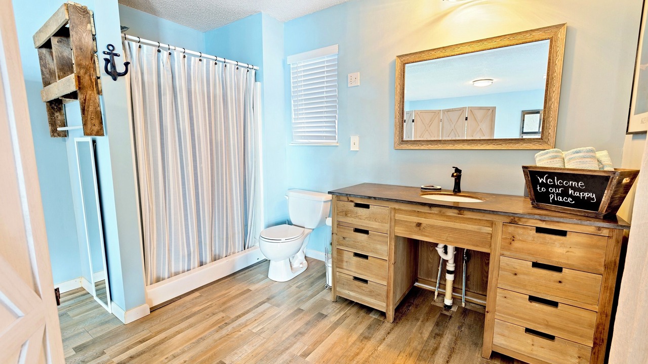 Photo of Bathroom in Ten Mile