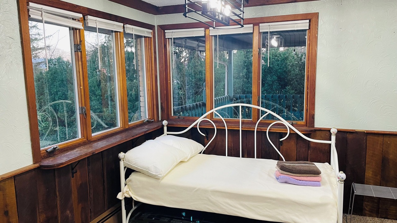 Photo of Bedroom in Louisville