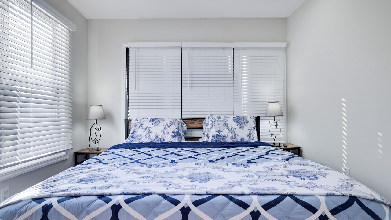 Photo of Bedroom in Weequahic