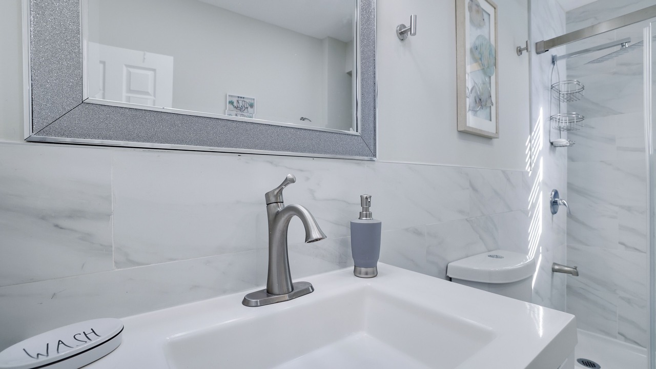 Photo of Bathroom in Weequahic