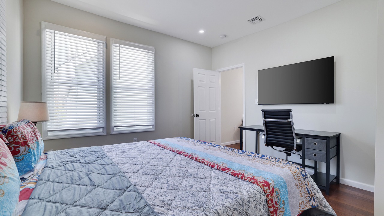 Photo of Bedroom in Weequahic