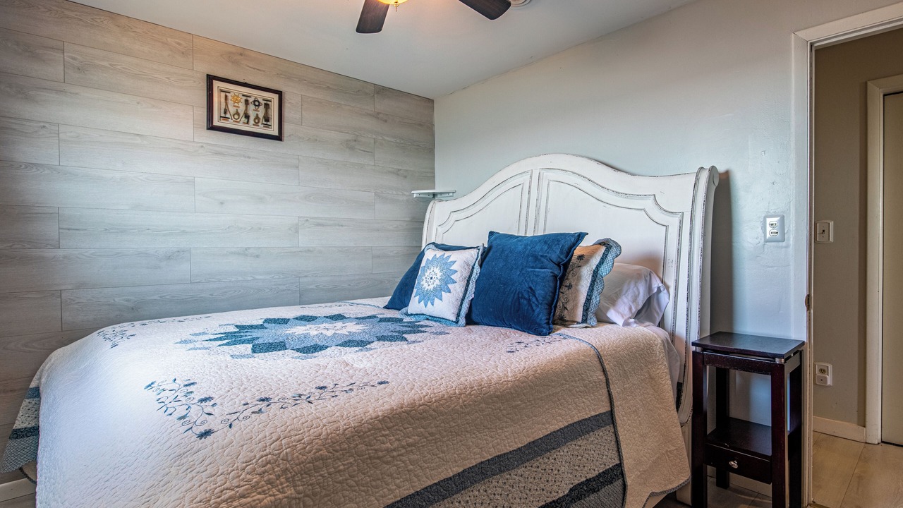 Photo of Bedroom in Lake City