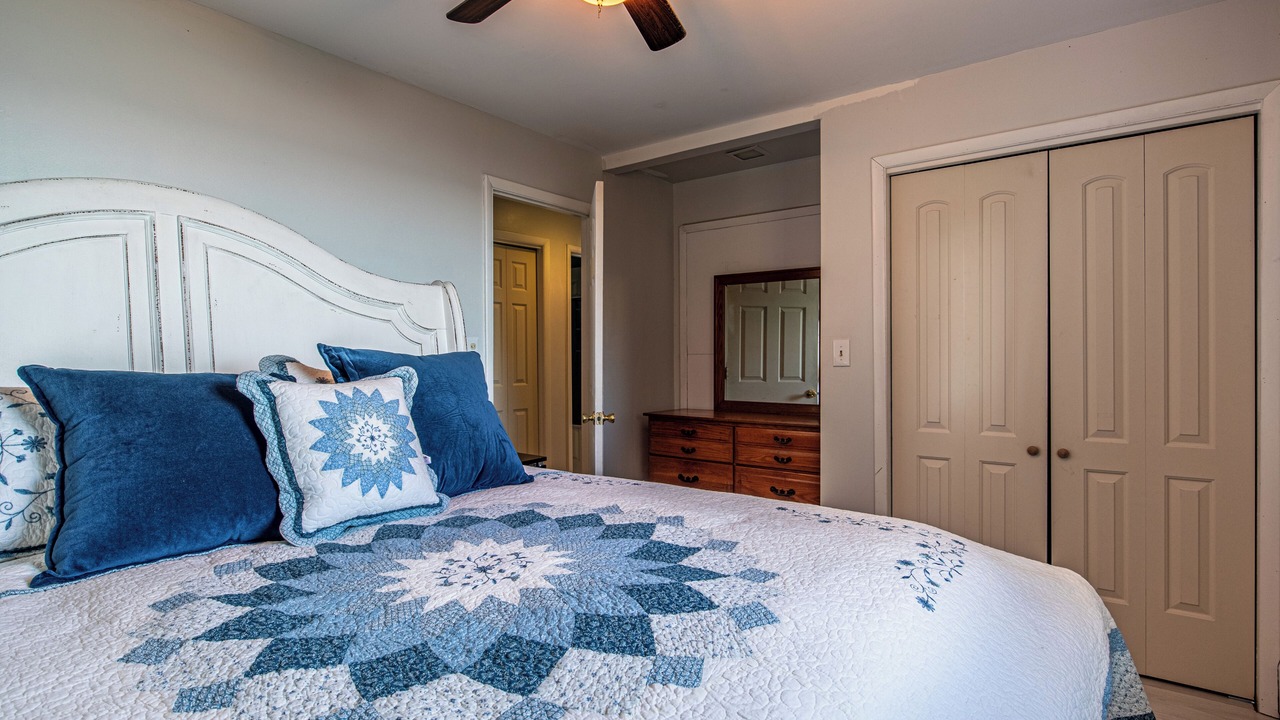 Photo of Bedroom in Lake City