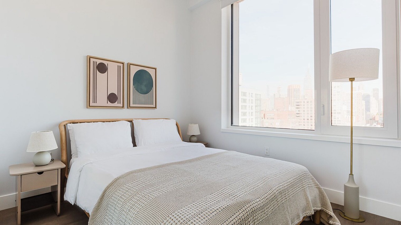 Photo of Bedroom in Peter Cooper Village