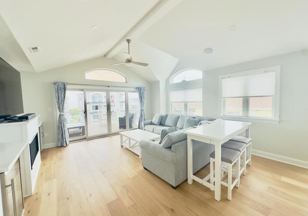 Photo of Livingroom in Townsend's Inlet