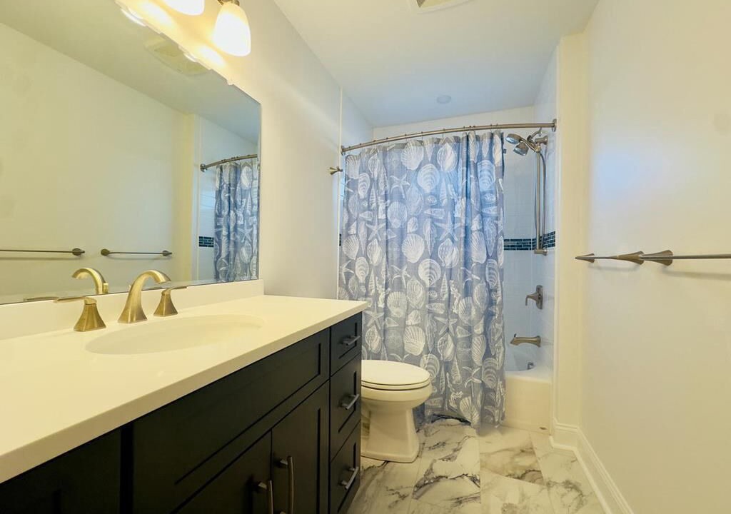 Photo of Bathroom in Townsend's Inlet