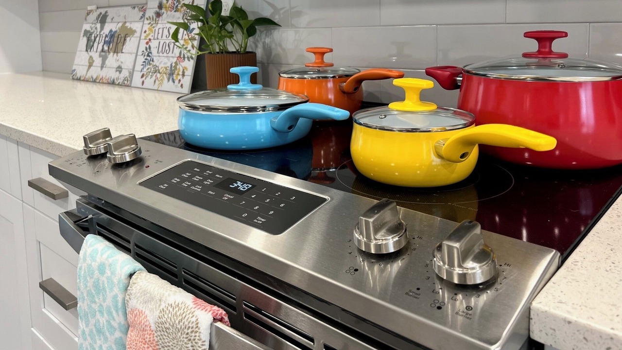 Photo of Kitchen in Reservoir