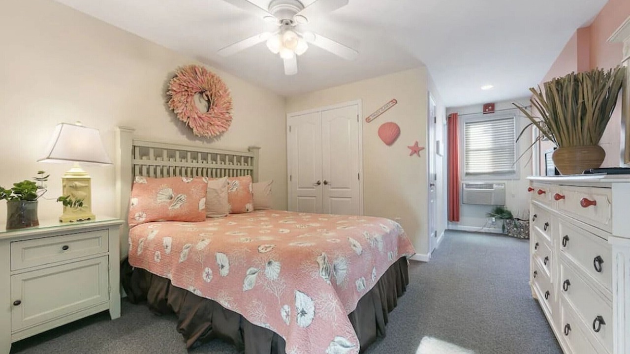 Photo of Bedroom in Beach Haven