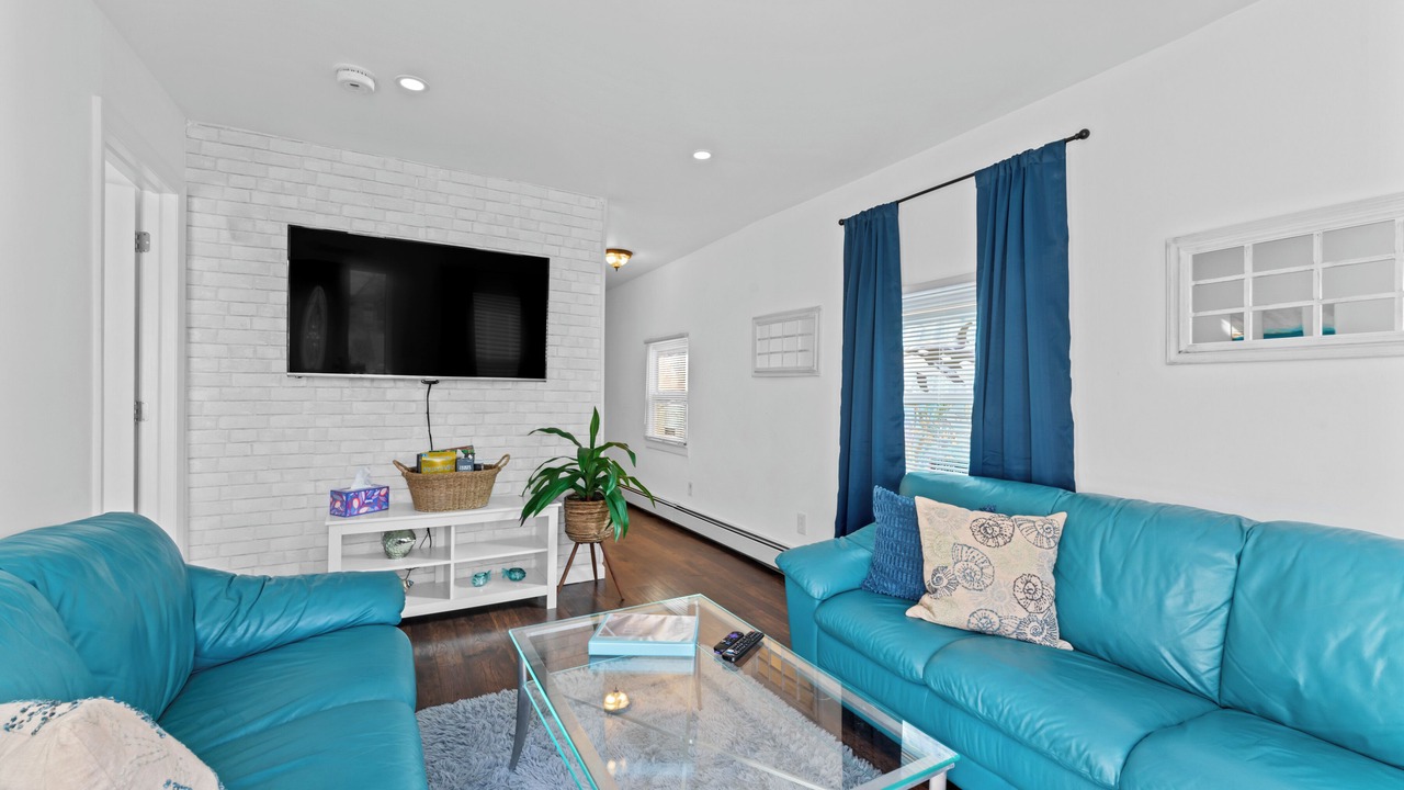 Photo of Livingroom in Keansburg