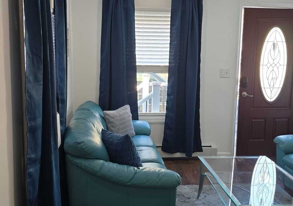 Photo of Livingroom in Keansburg