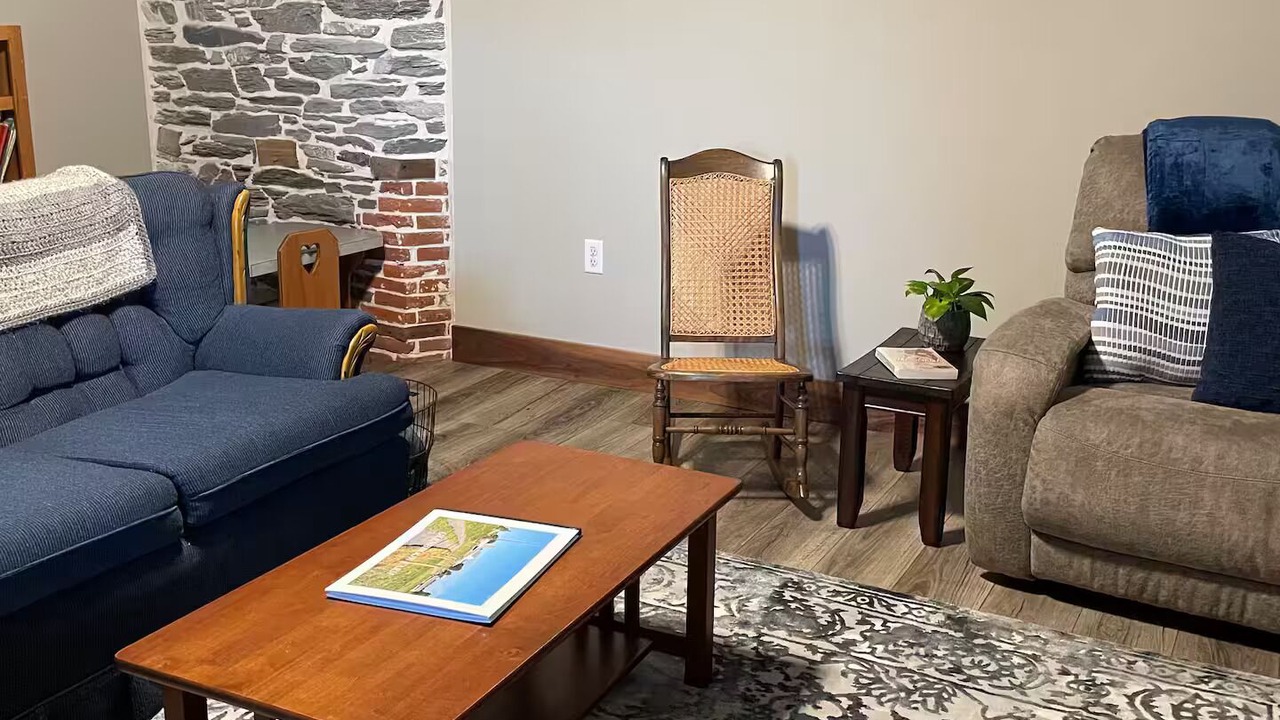 Photo of Livingroom in Leola