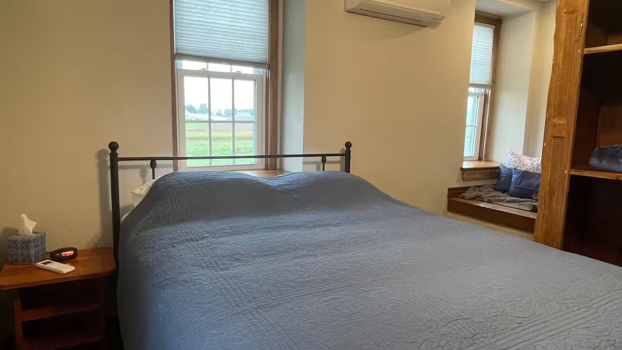 Photo of Bedroom in Leola