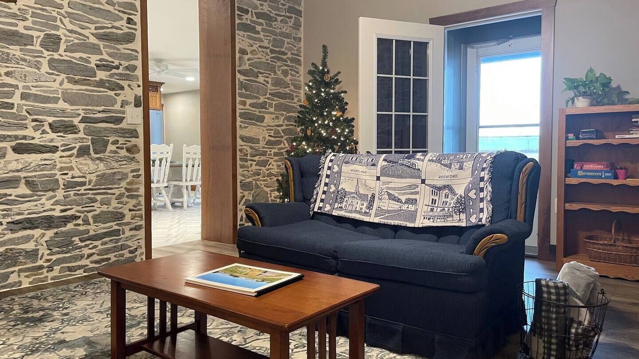 Photo of Livingroom in Leola
