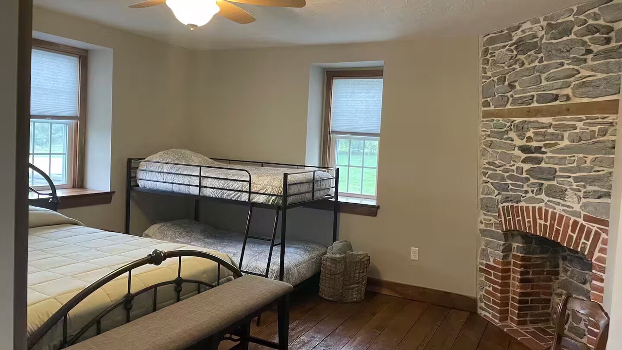 Photo of Bedroom in Leola