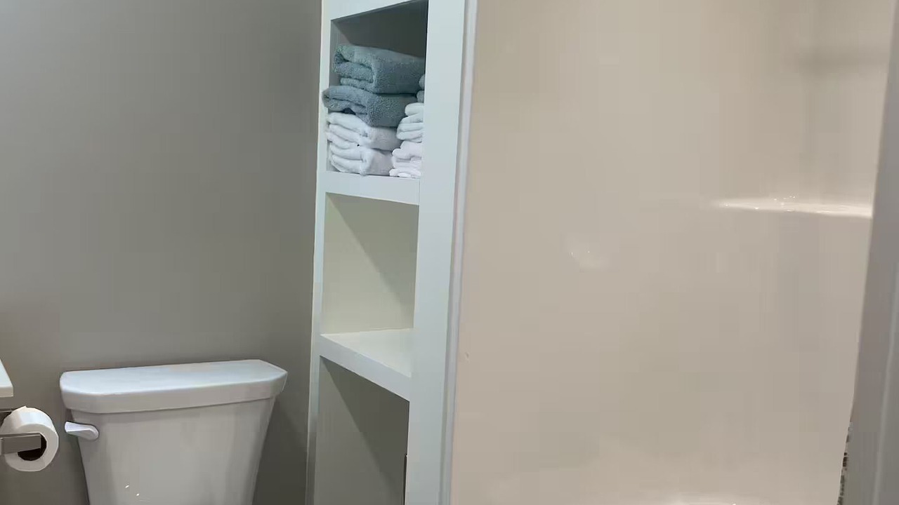 Photo of Bathroom in Leola