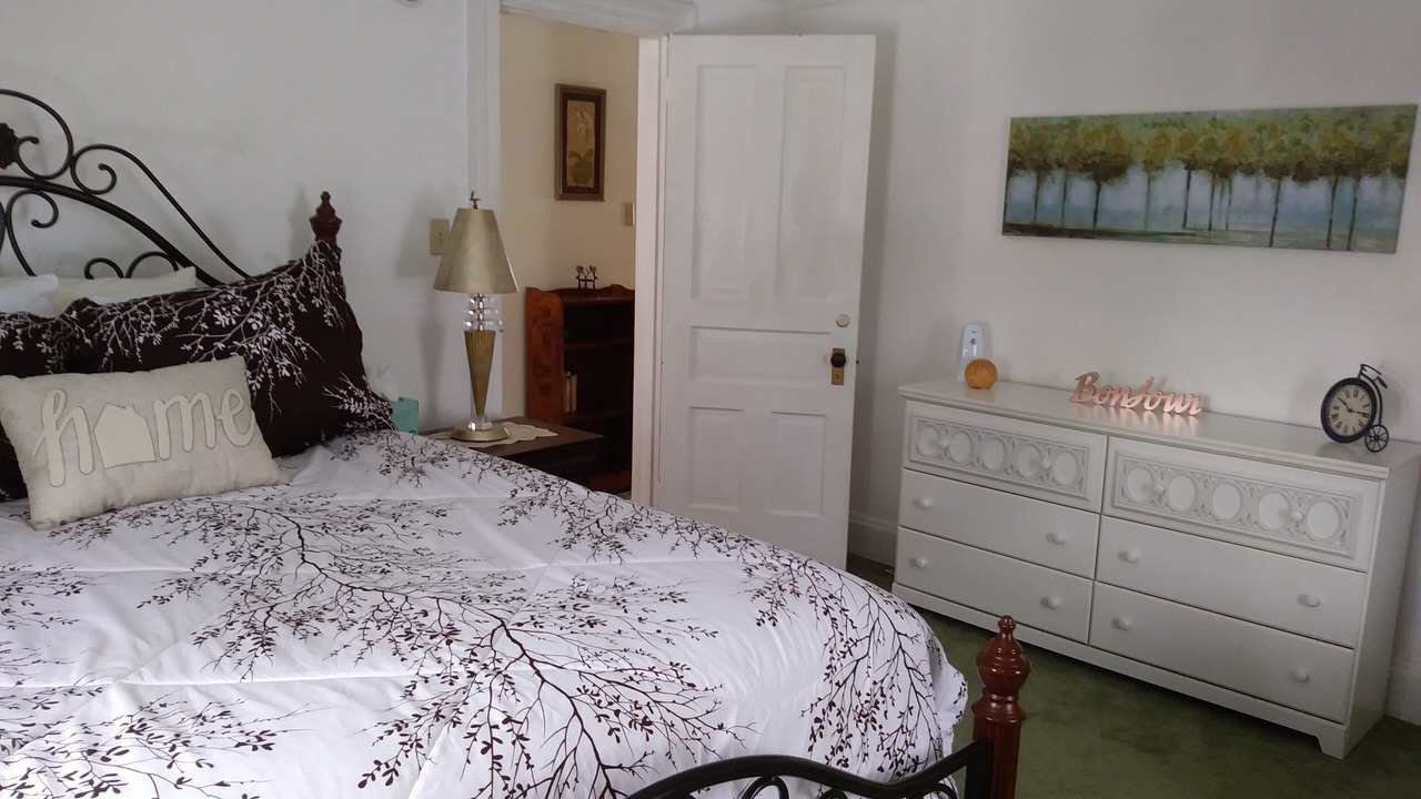 Photo of Bedroom in Greensburg