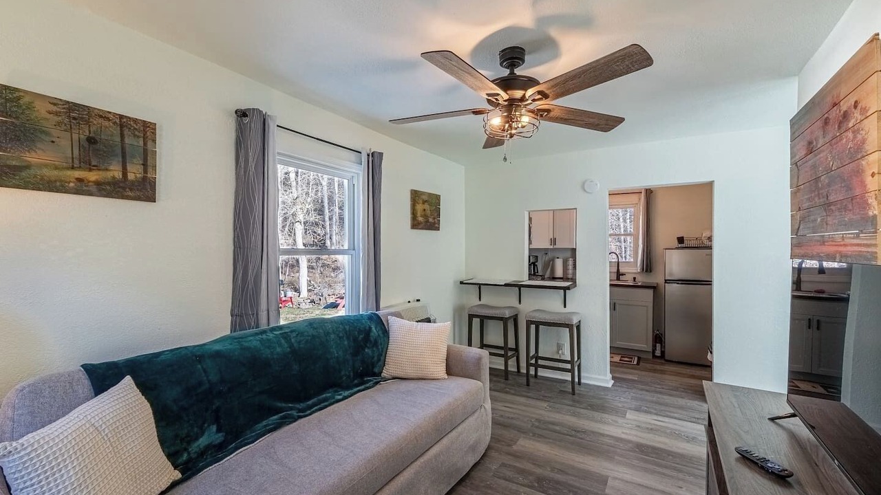 Photo of Livingroom in True