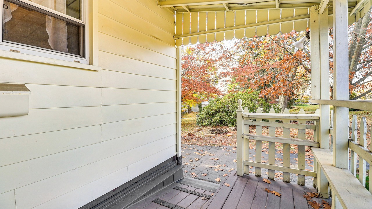 Photo of Patio Balcony in West Mifflin