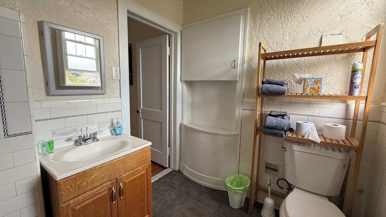 Photo of Bathroom in Elkins Park