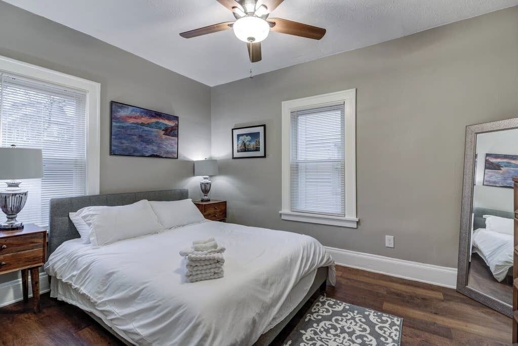 Photo of Bedroom in Cleveland