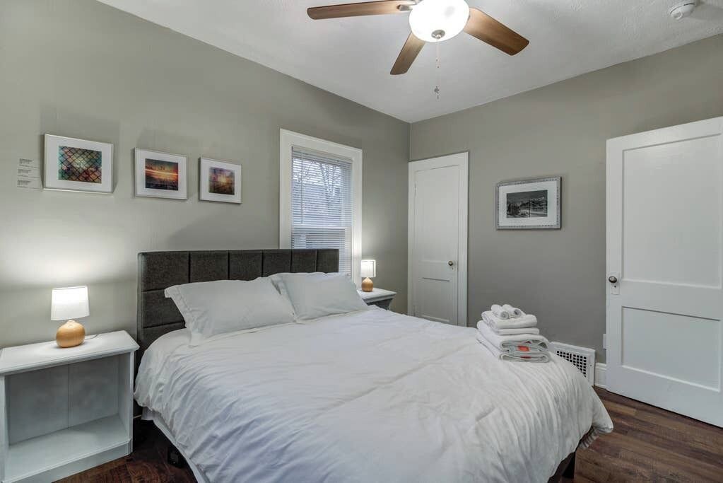 Photo of Bedroom in Cleveland