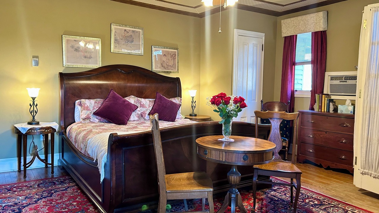 Photo of Bedroom in Adamstown
